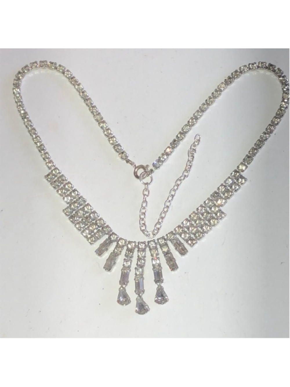 Leo Glass Vintage Silver Tone Classic Runway Formal Statement Necklace